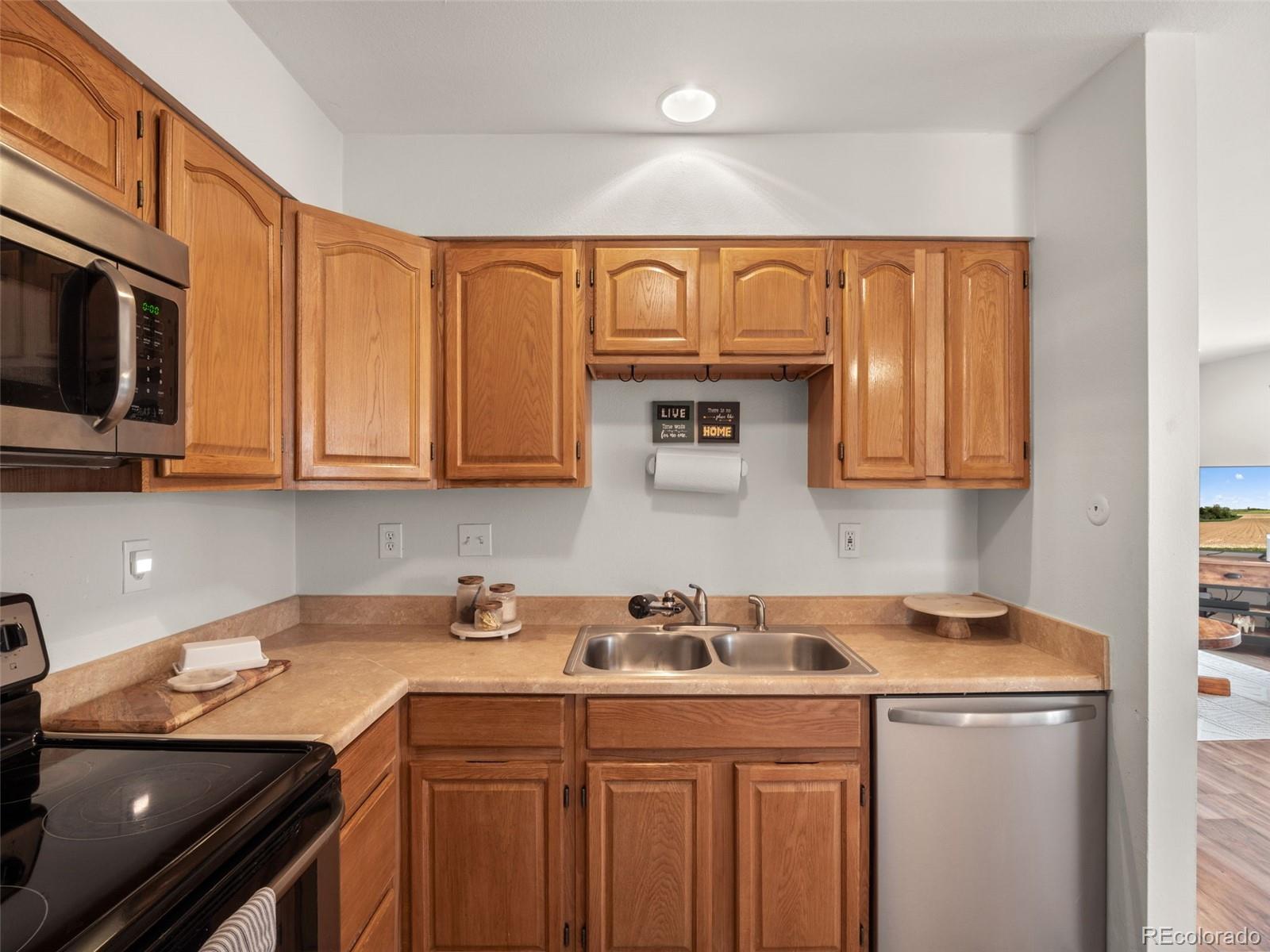 7937 York Street Unit: 3