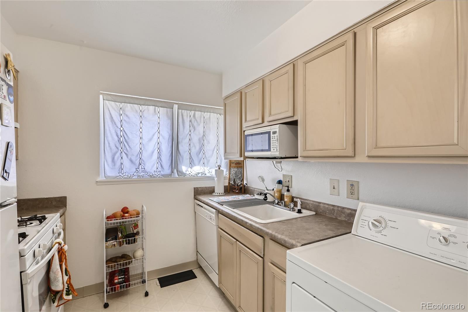 8035 Wolff Street Unit: D