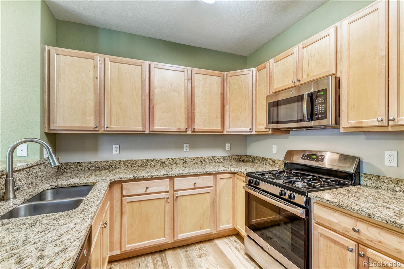 12852 N Jasmine Street Unit: E
