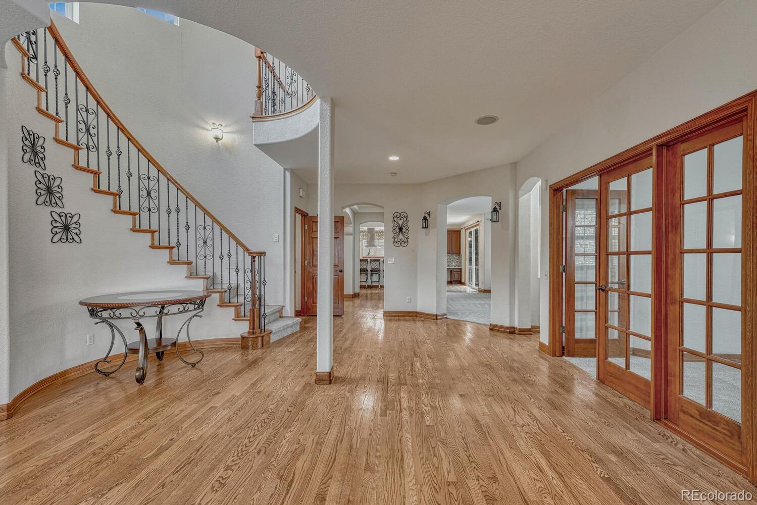 6556 S Versailles Court