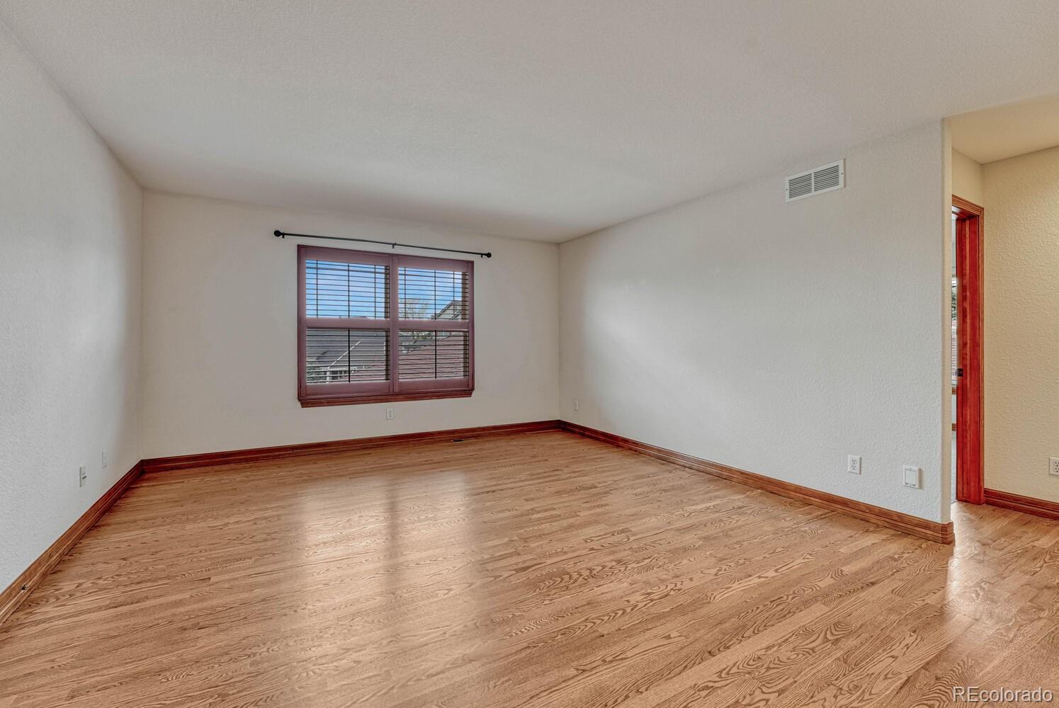 6556 S Versailles Court