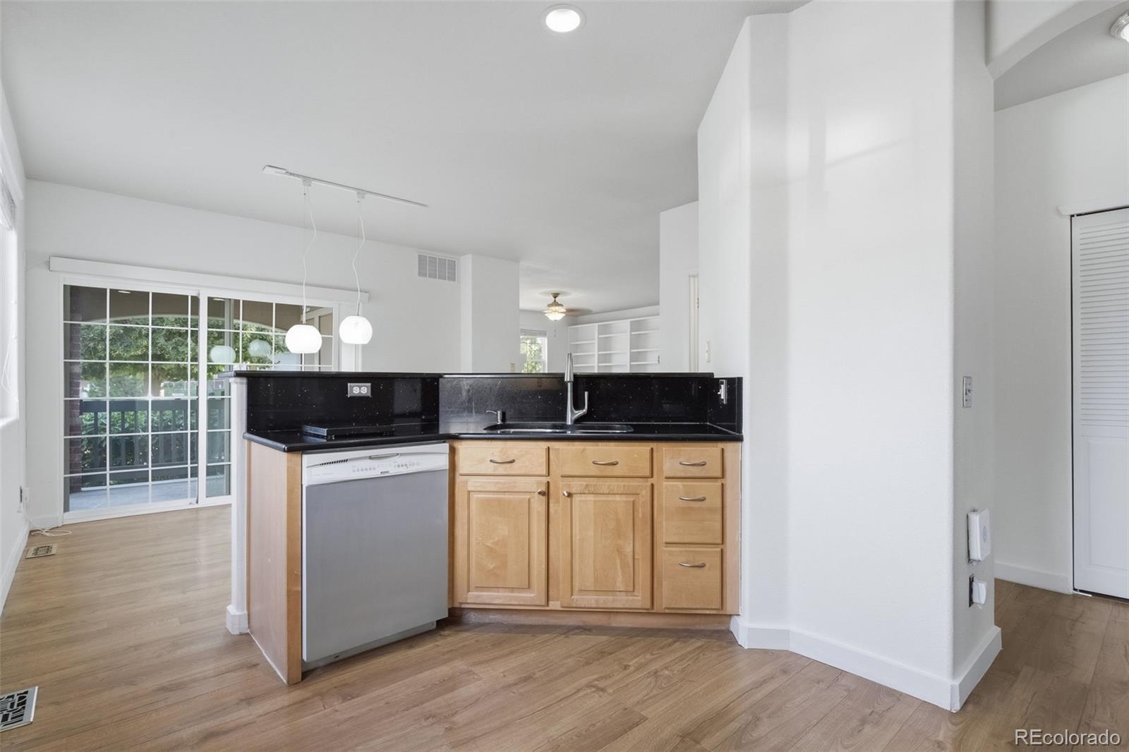8948 Fox Drive Unit: 4-104