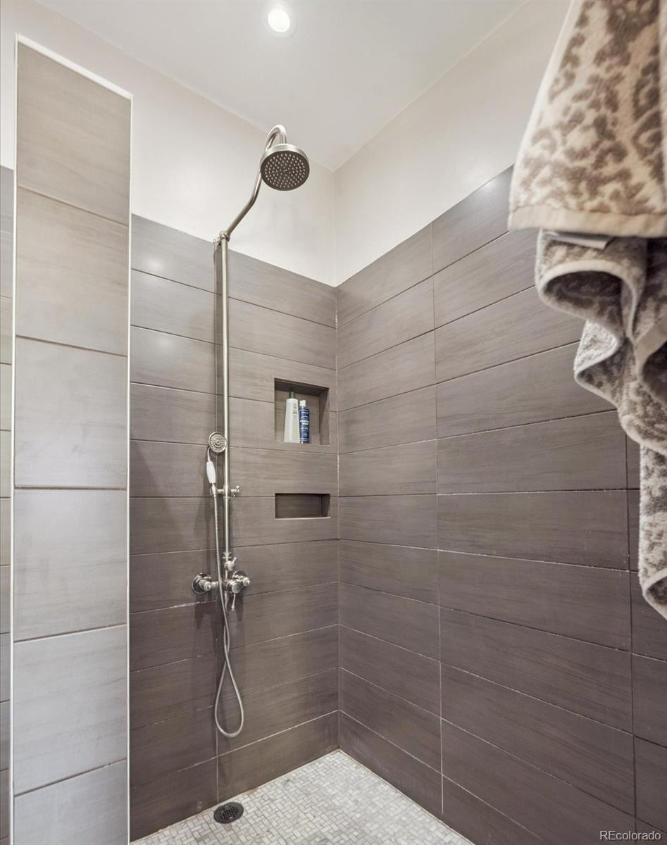 3820 S Delaware Street