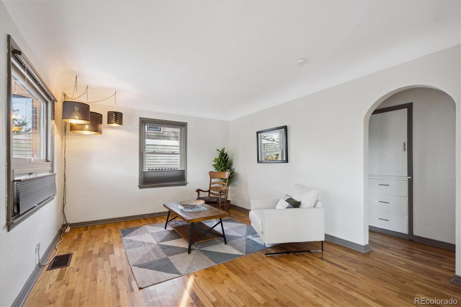 3820 S Delaware Street