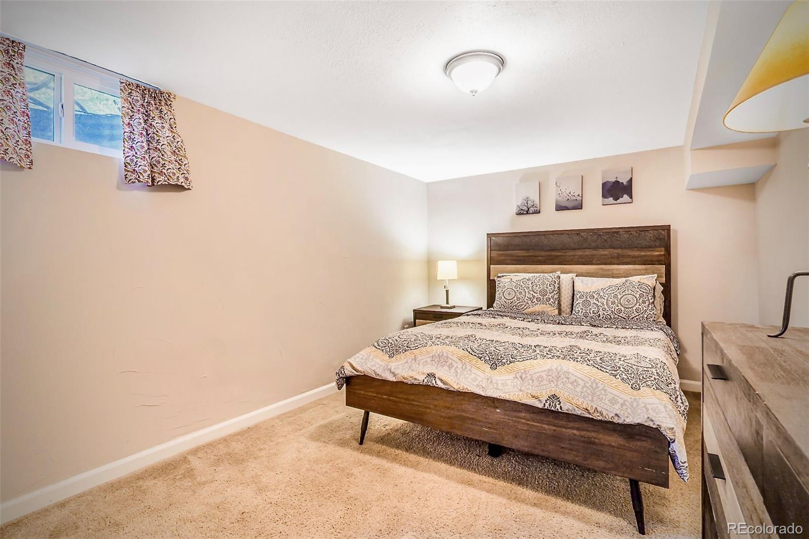 5834 Swadley Court