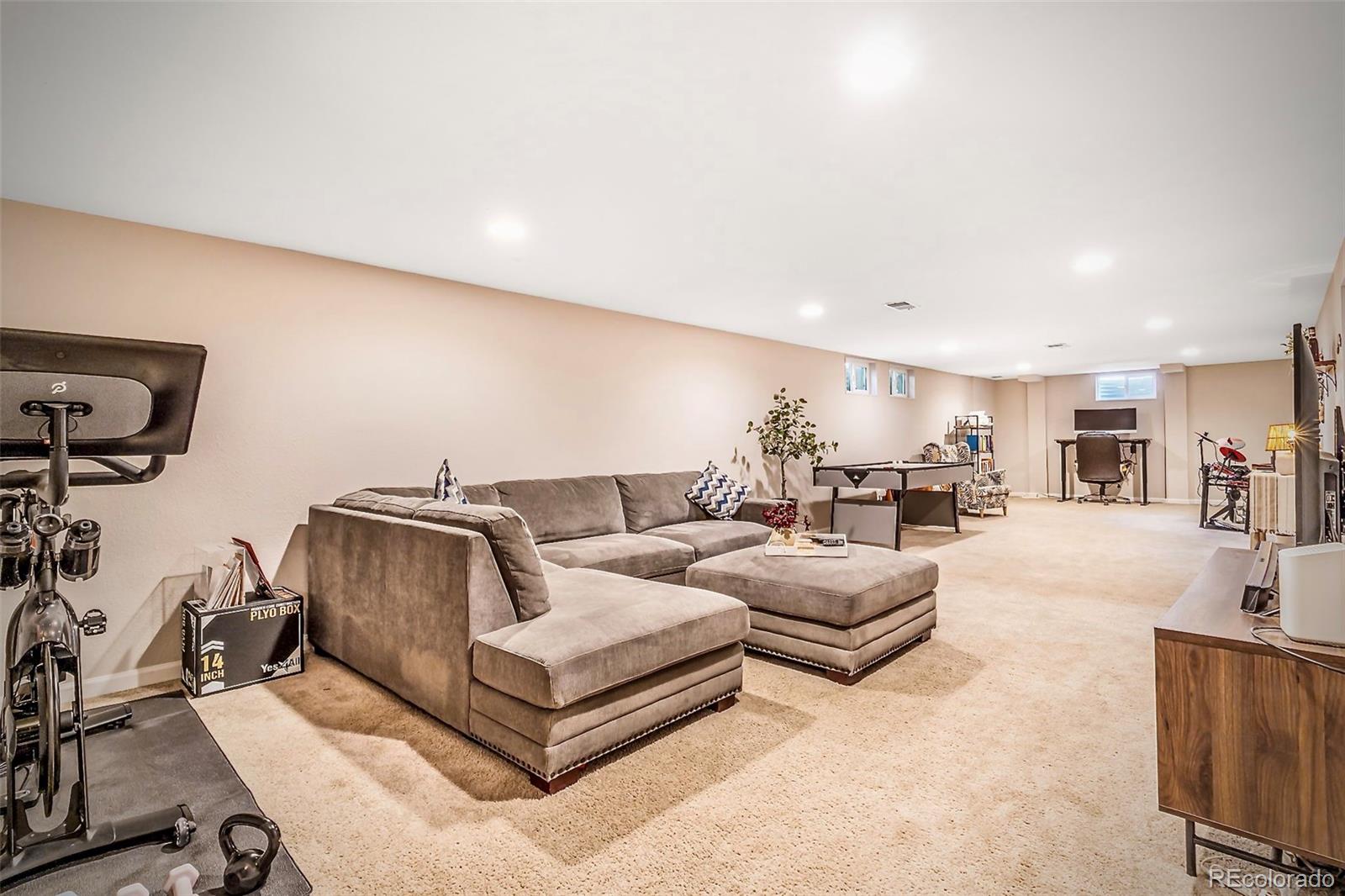 5834 Swadley Court
