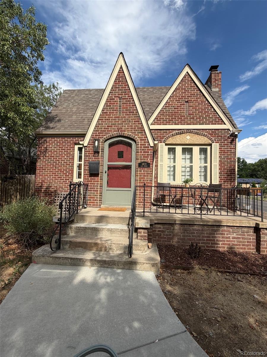 1400 Elm Street