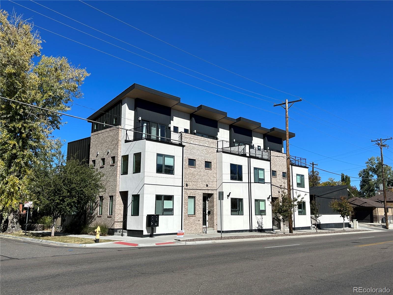 3804 N Wyandot Street