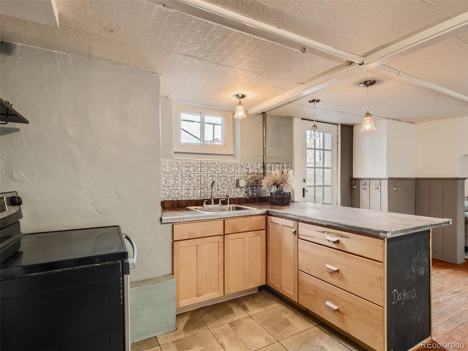 3804 N Wyandot Street