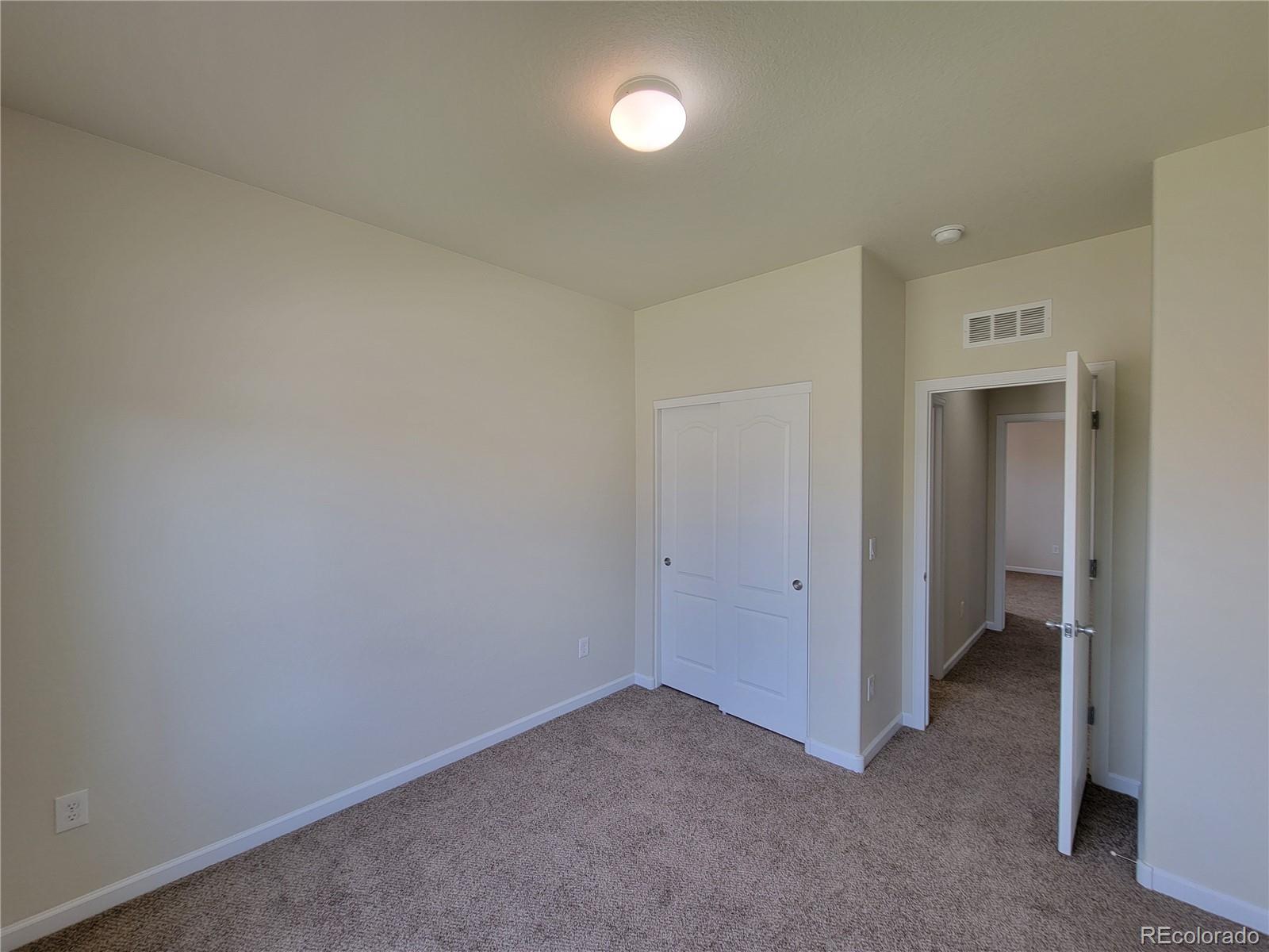 425 Vista Boulevard