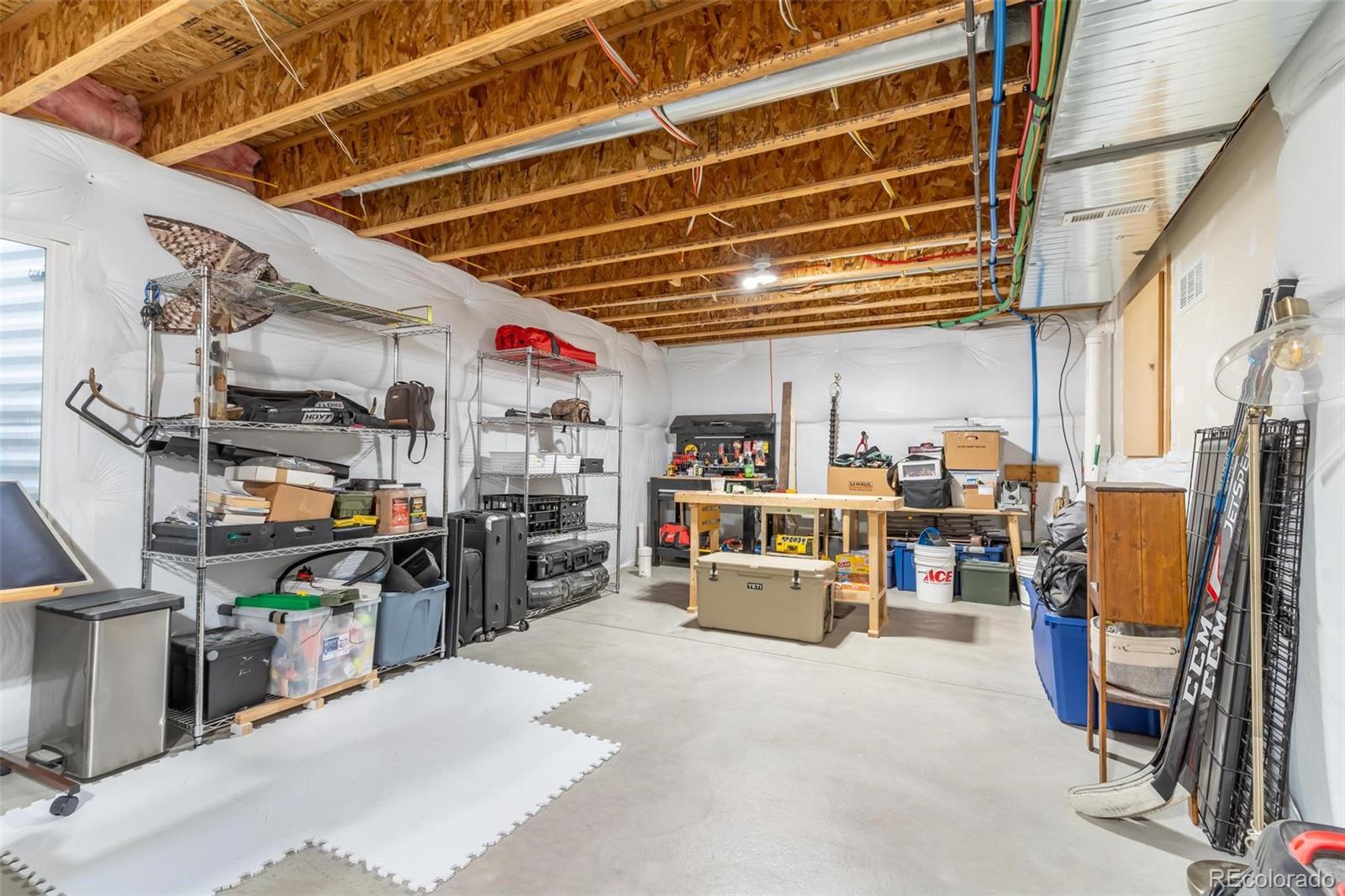 11040 Richfield Circle