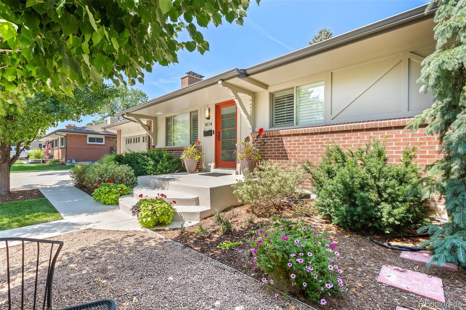 8214 E Kenyon Drive
