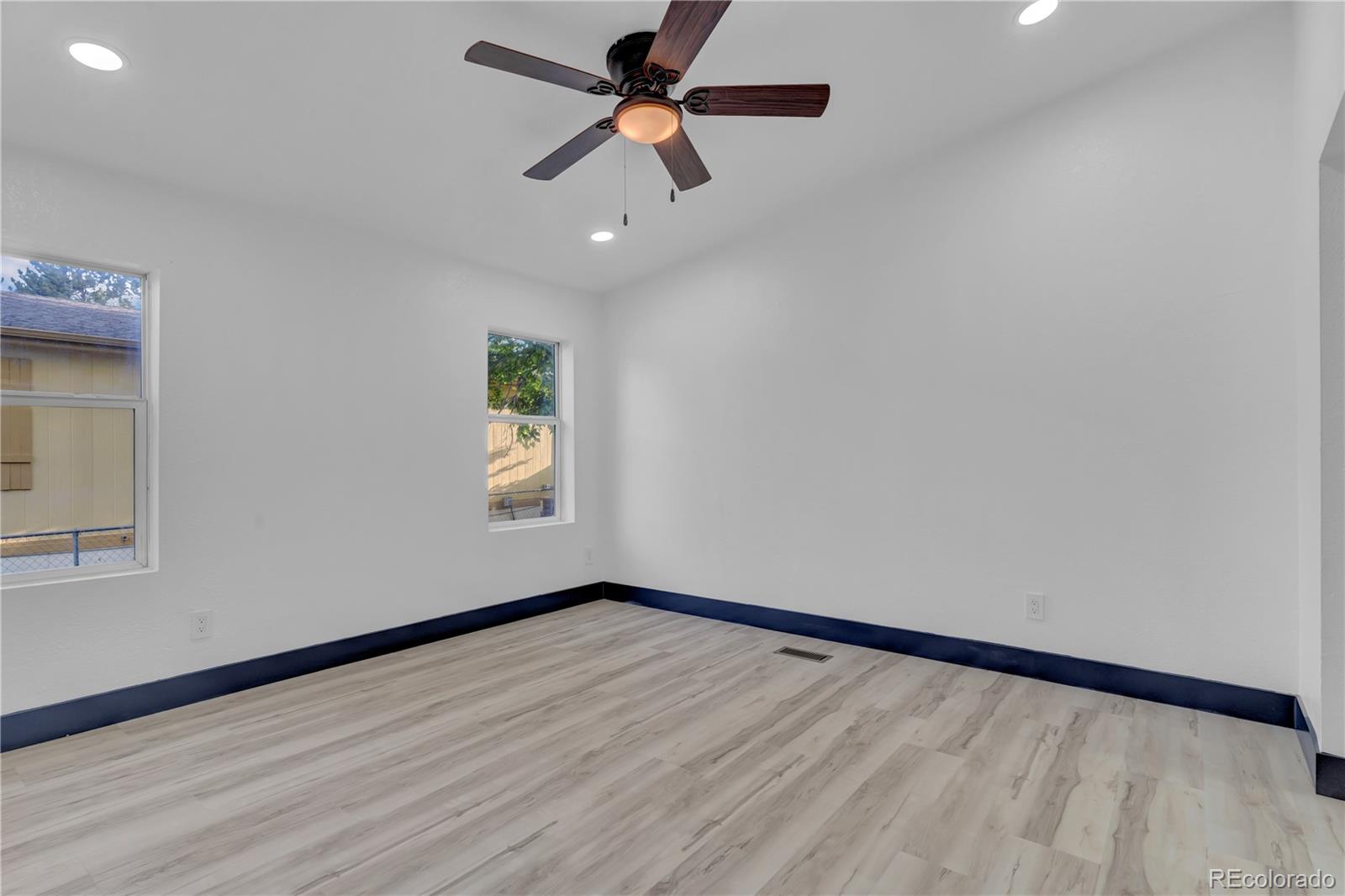 807 Robin Cove