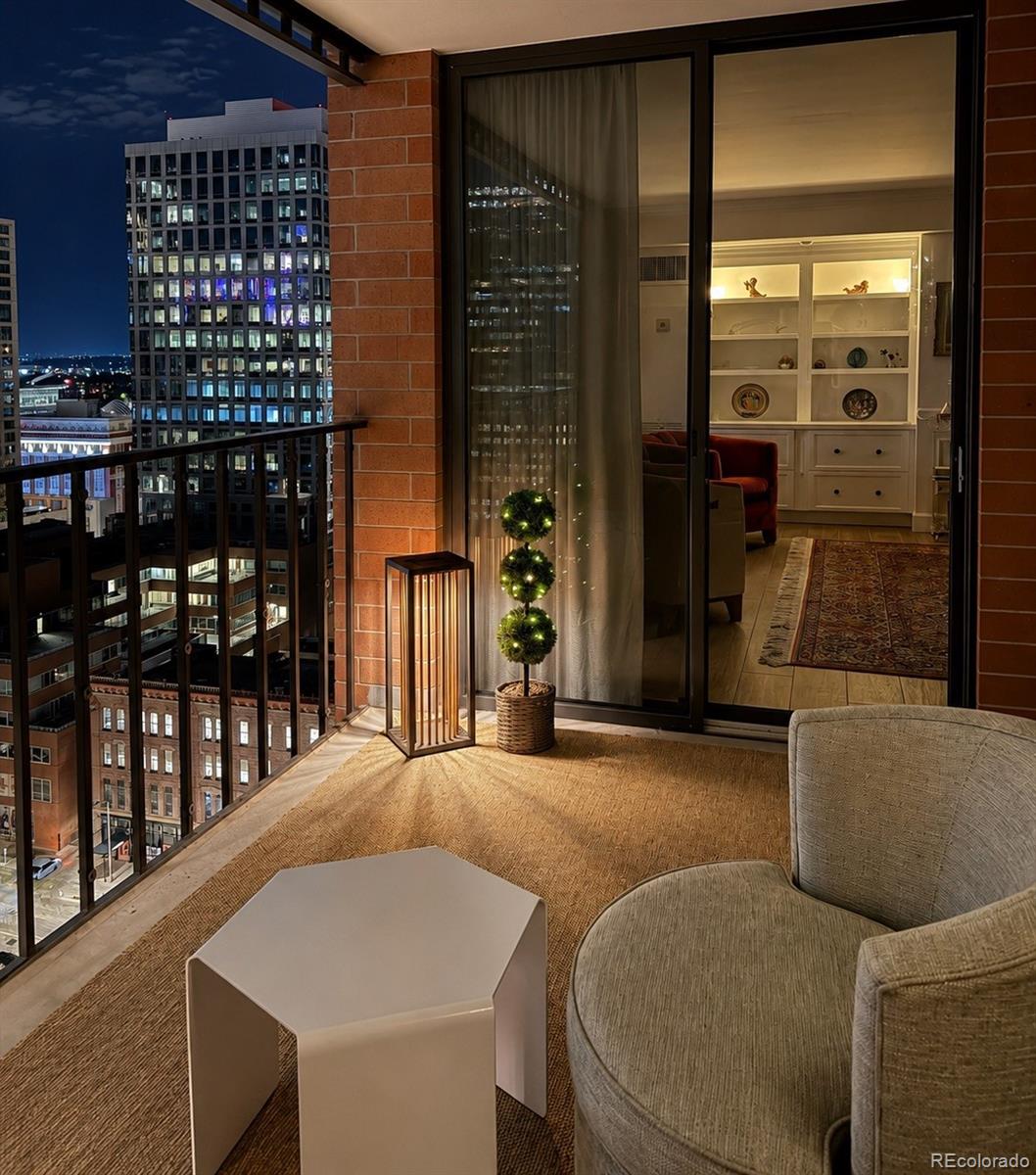1551 Larimer Street Unit: 2006