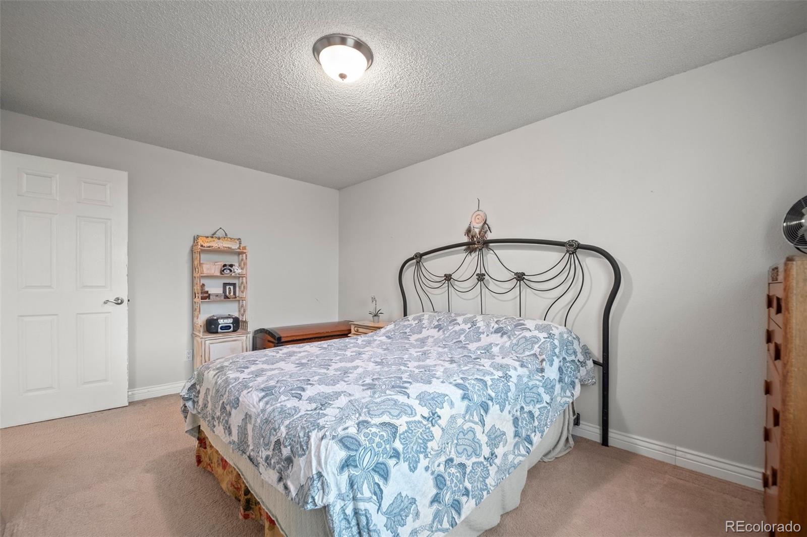 9963 W Canyon Avenue