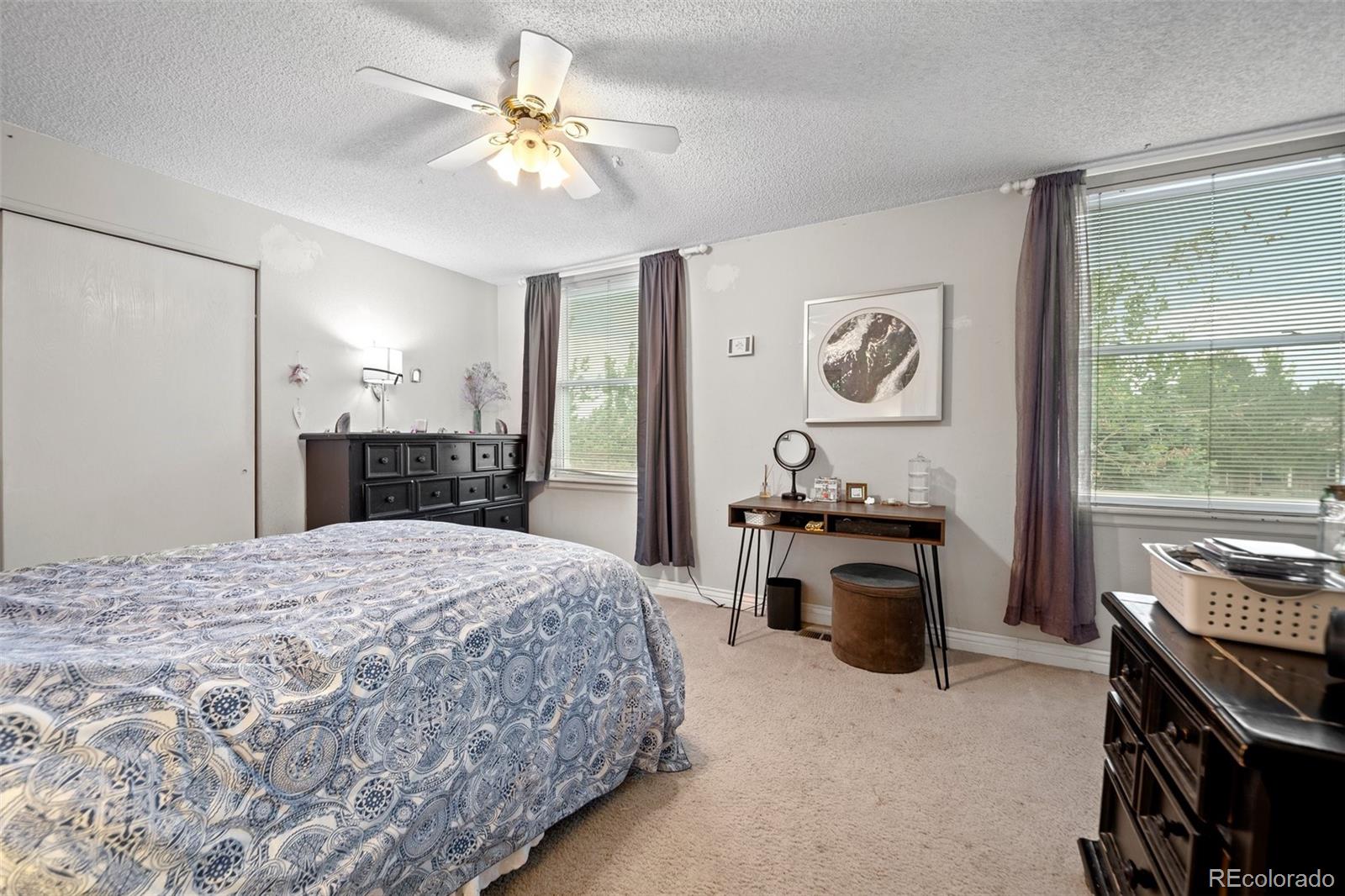 9963 W Canyon Avenue