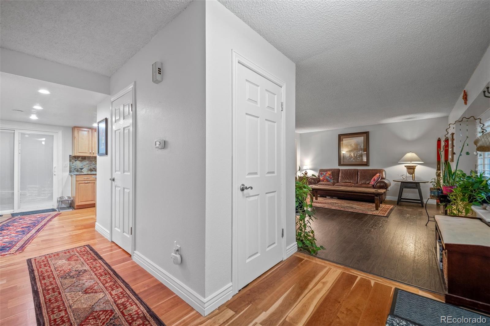 9963 W Canyon Avenue