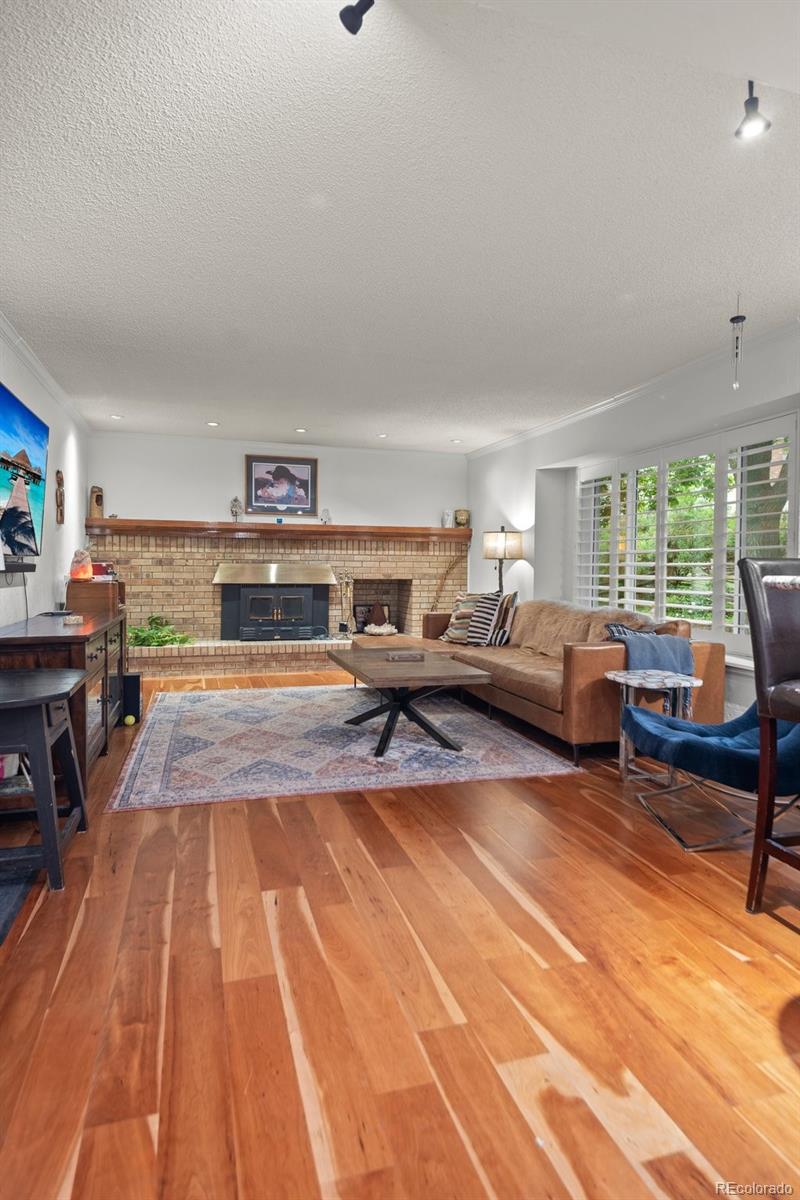 9963 W Canyon Avenue