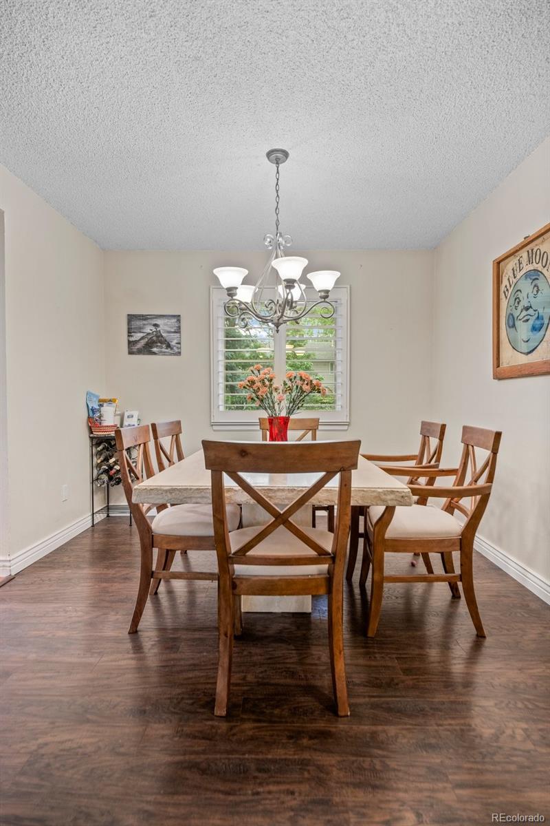 9963 W Canyon Avenue