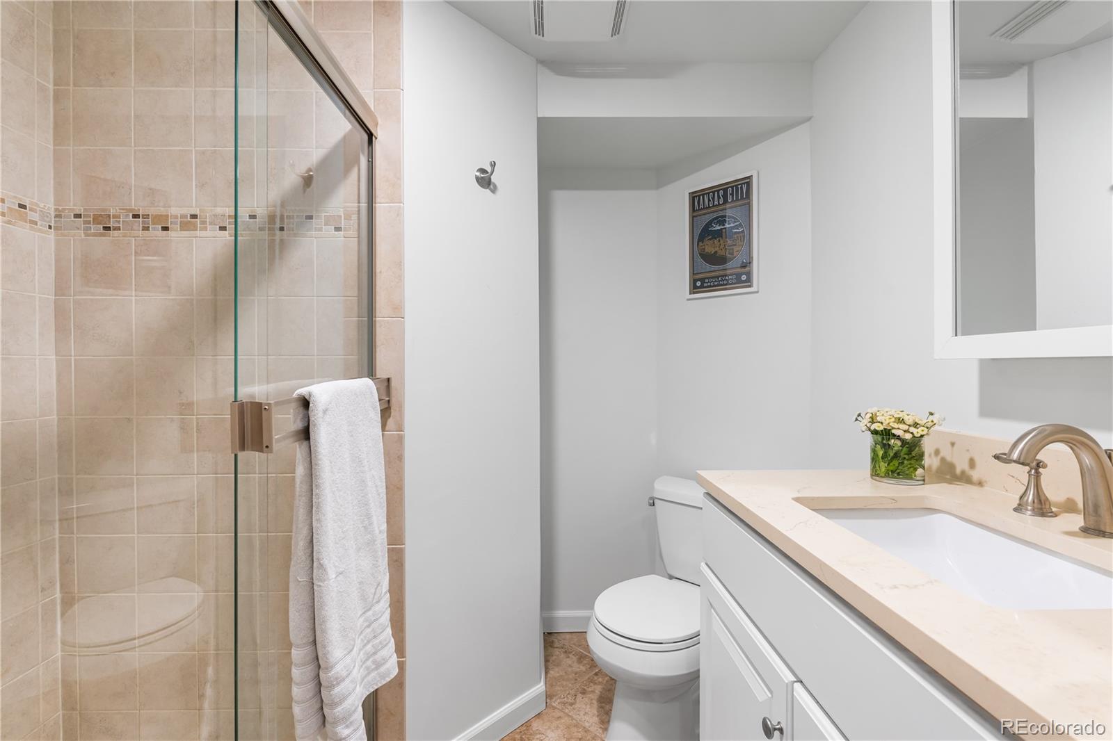 3103 W Bellewood Drive