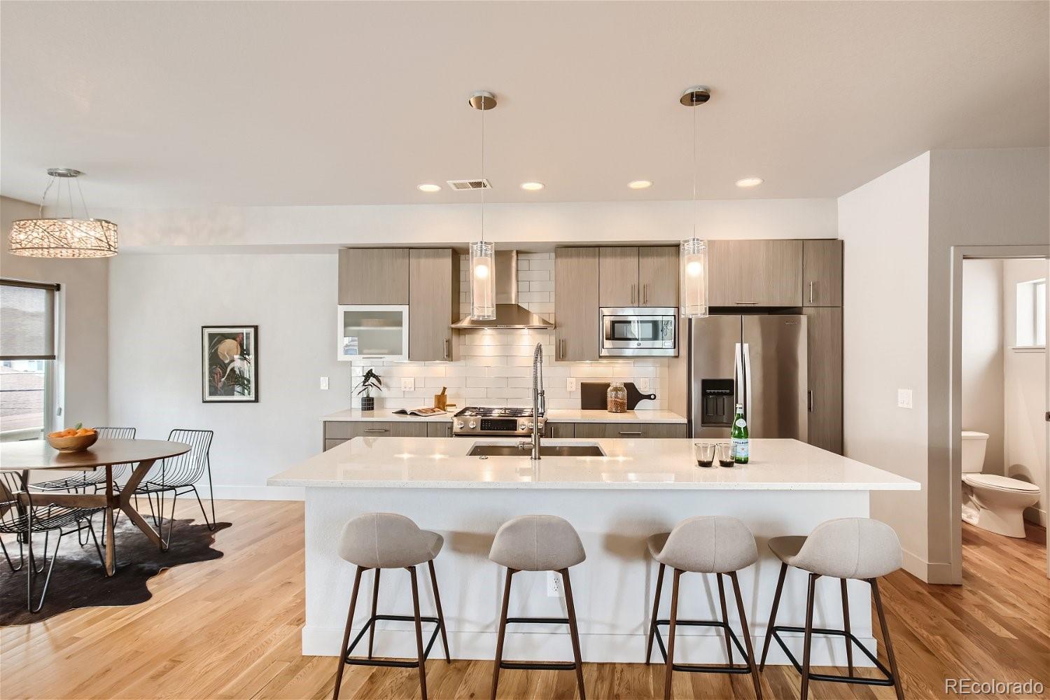 3420 W 17th Avenue