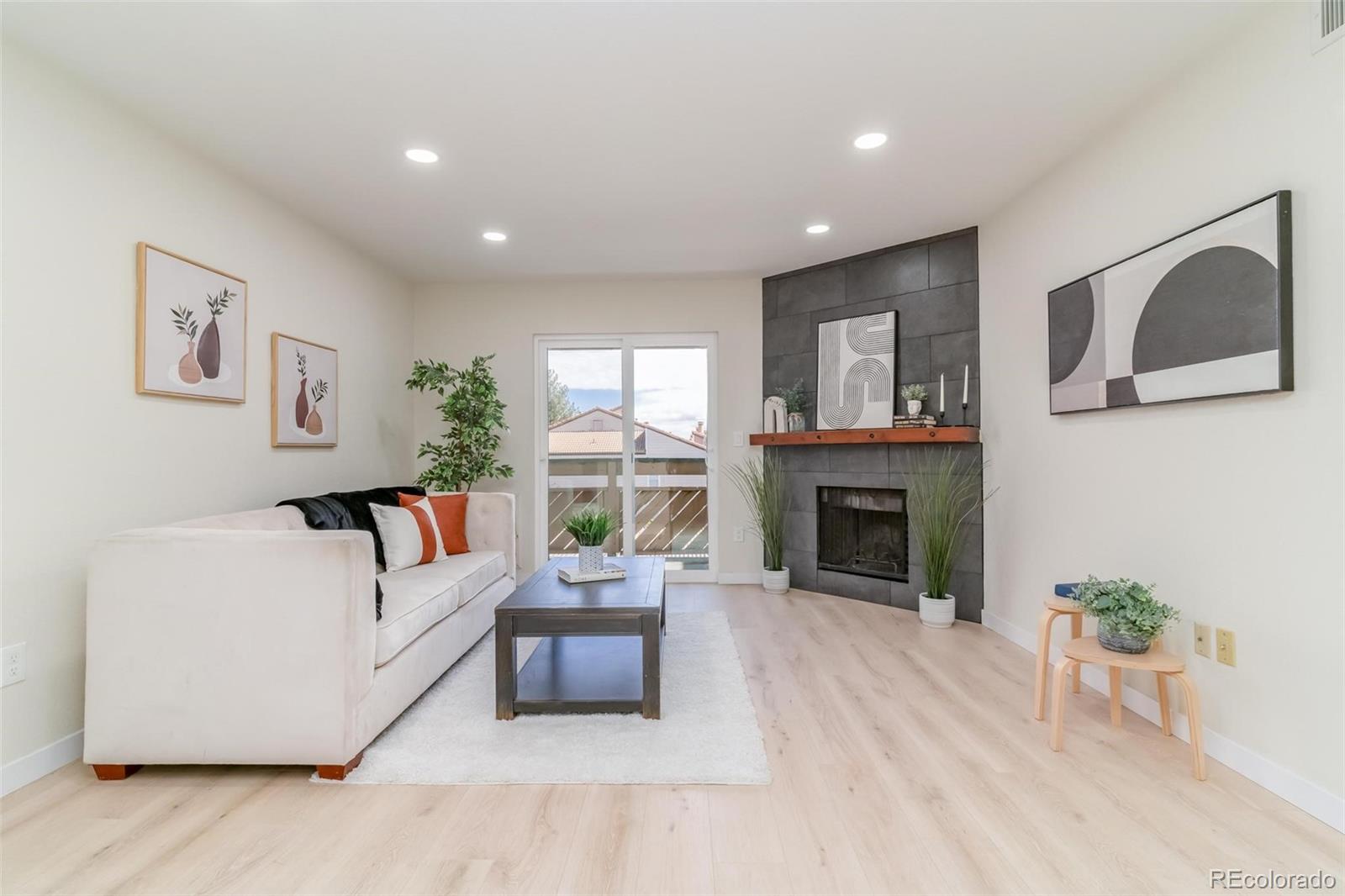 15138 E Louisiana Drive Unit: 207