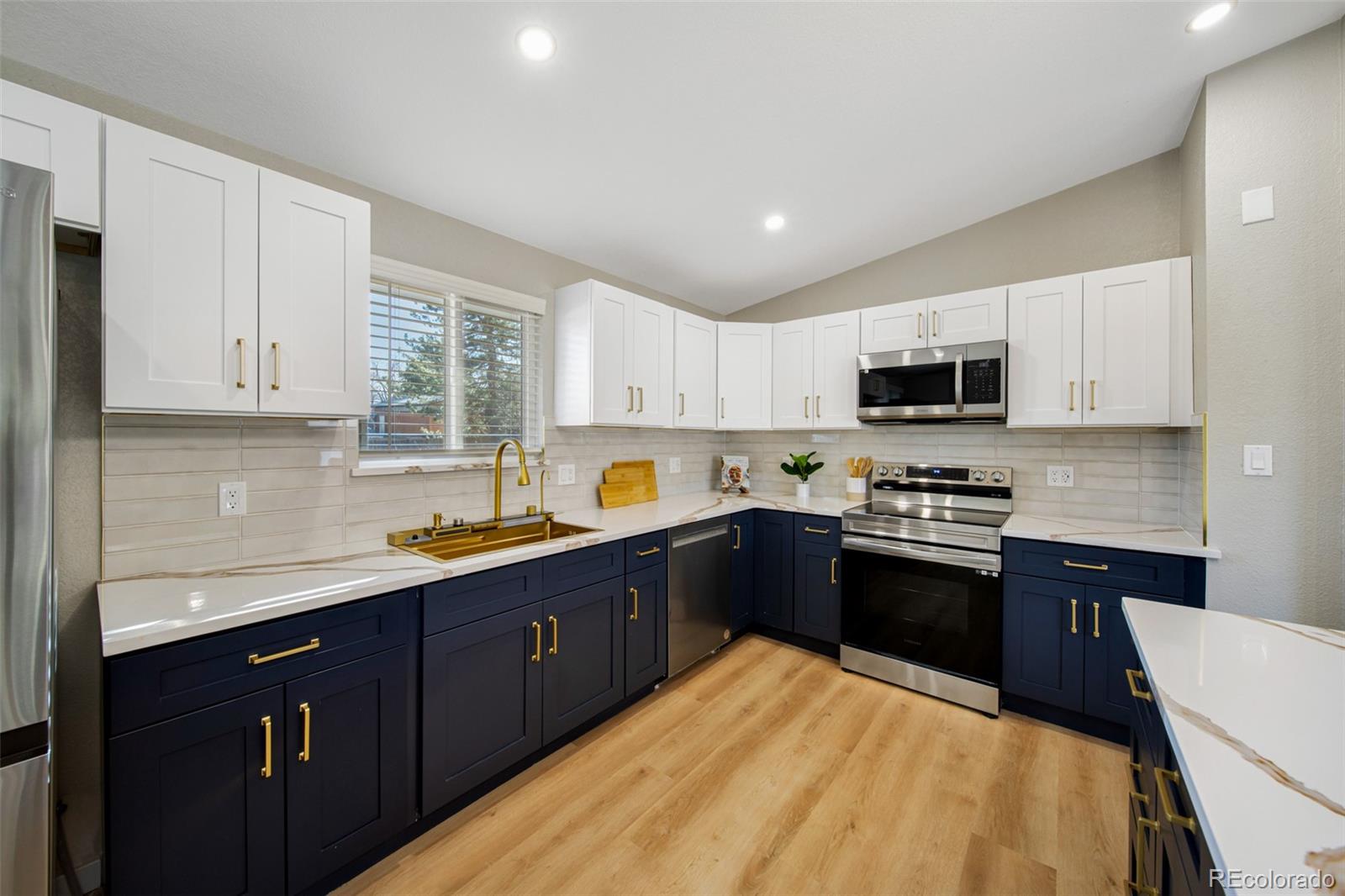 7232 S Colorado Court