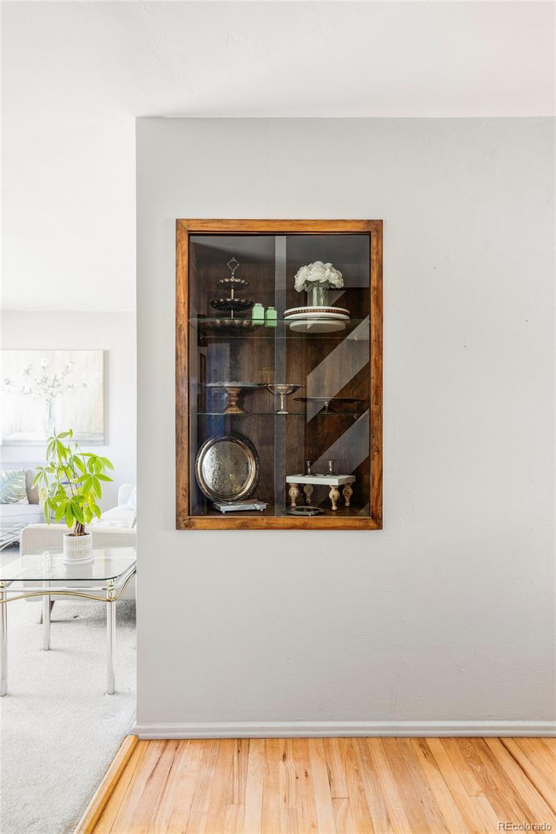 2854 S Raleigh Street