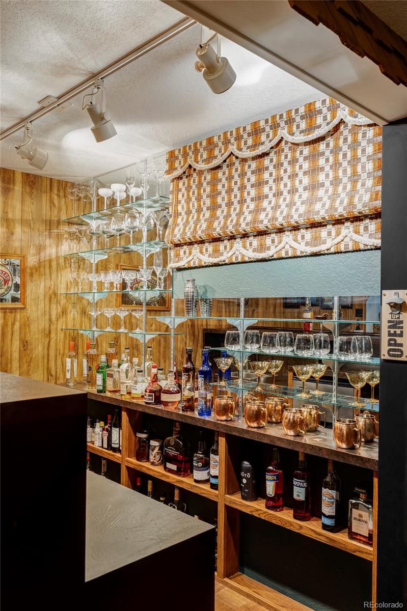 2854 S Raleigh Street