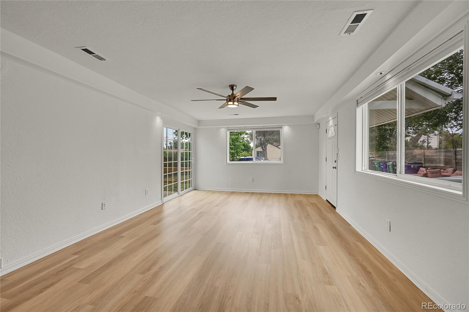 927 S Yates Street Unit: A