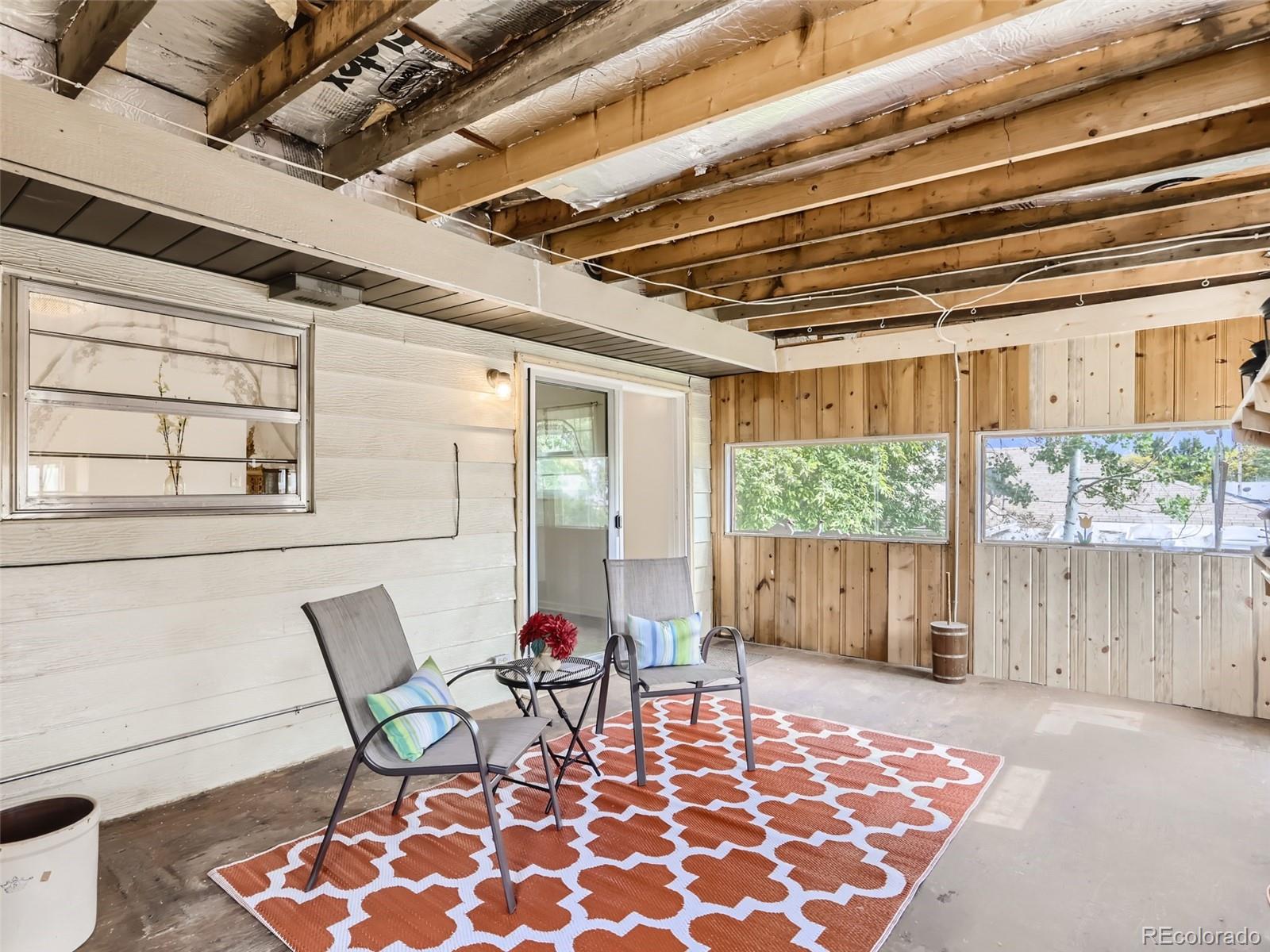 11557 Humboldt Street