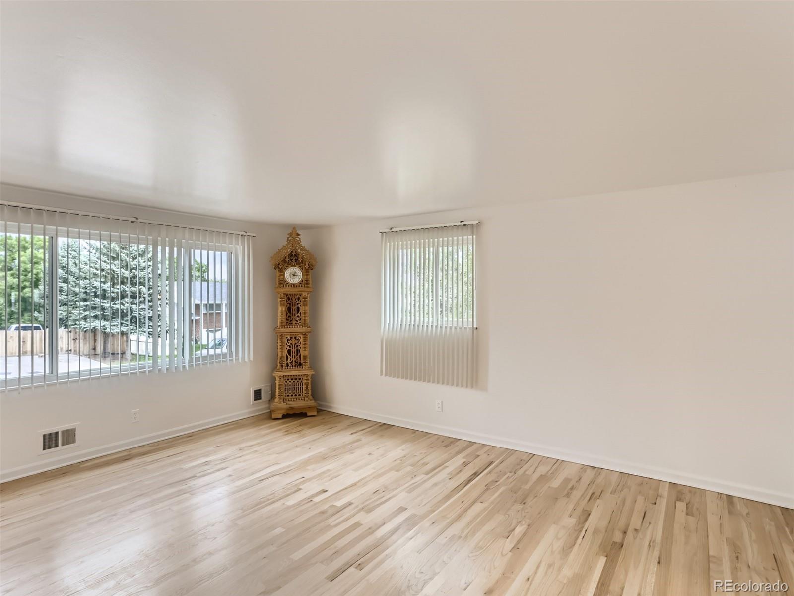 11557 Humboldt Street