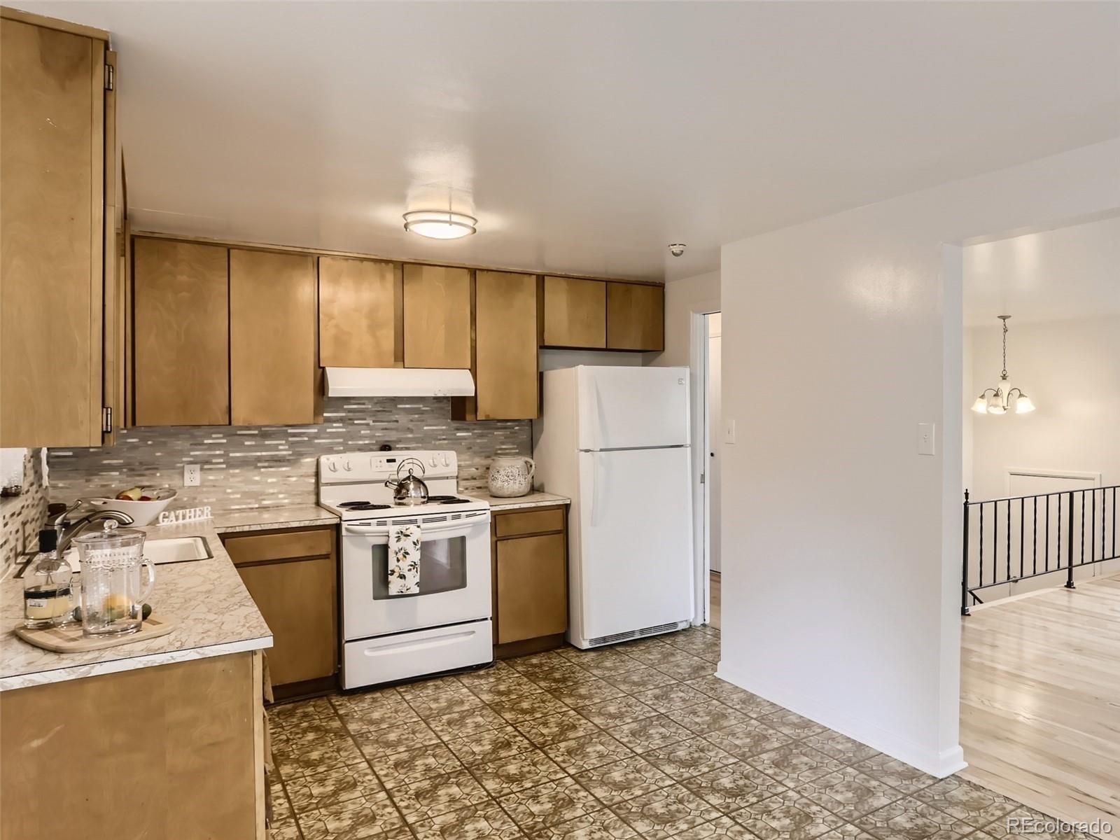 11557 Humboldt Street