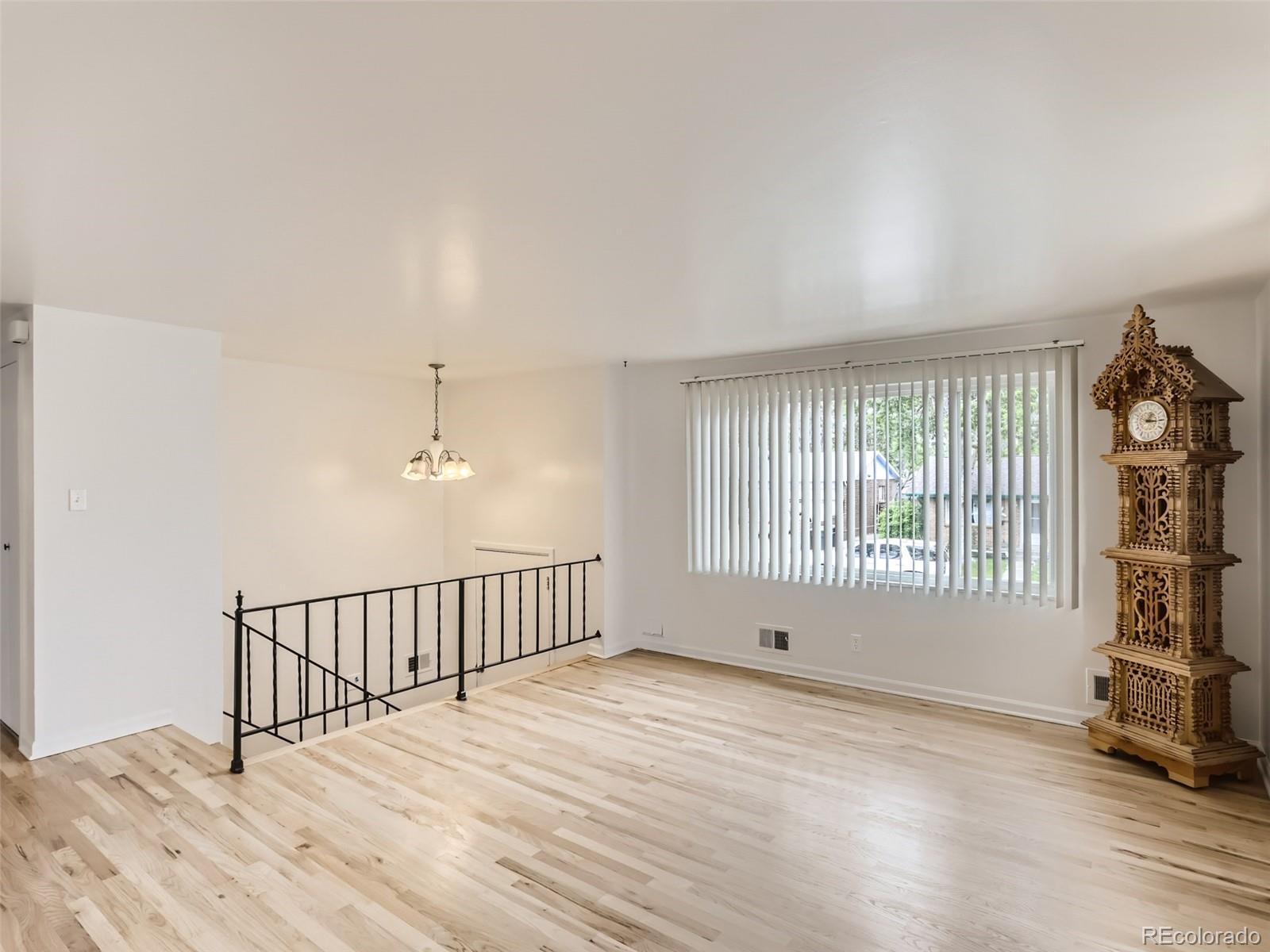 11557 Humboldt Street