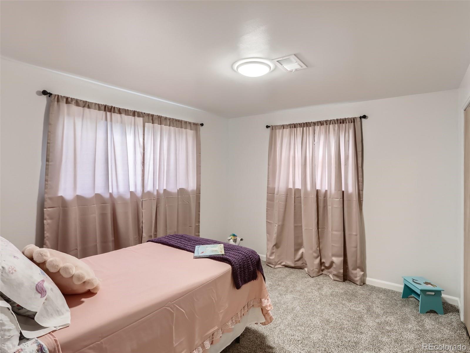 11557 Humboldt Street