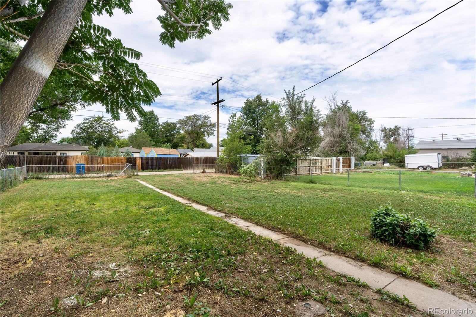 2325 Geneva Street