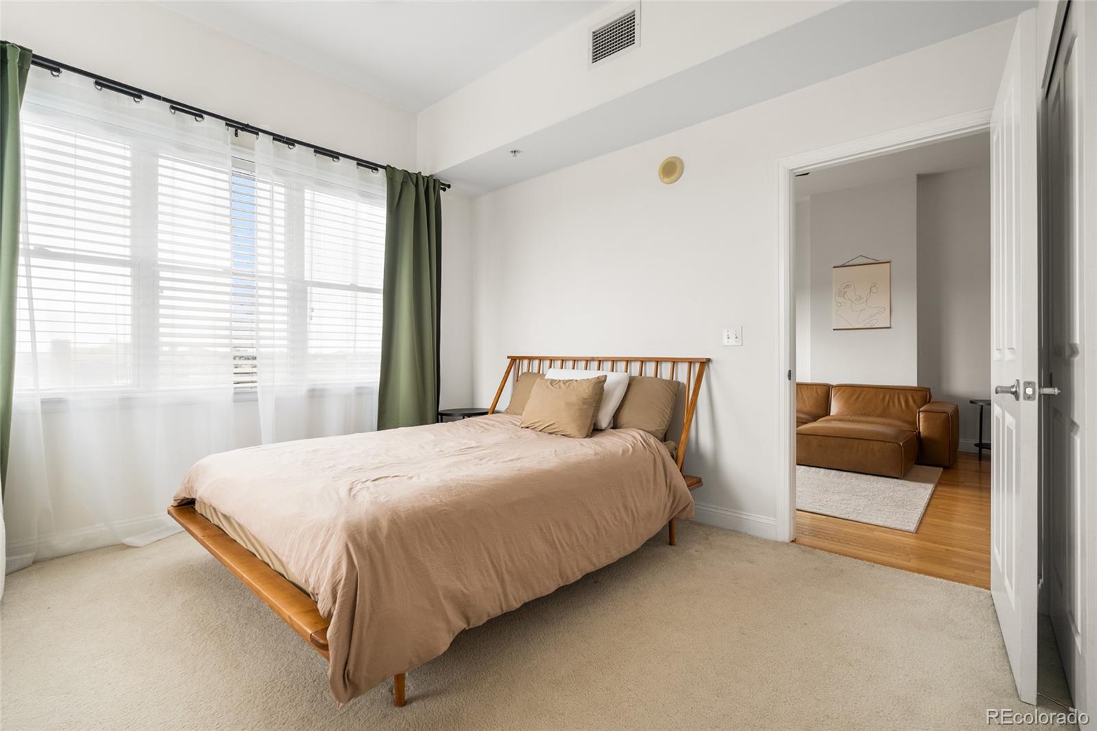 1950 N Logan Street Unit: 905