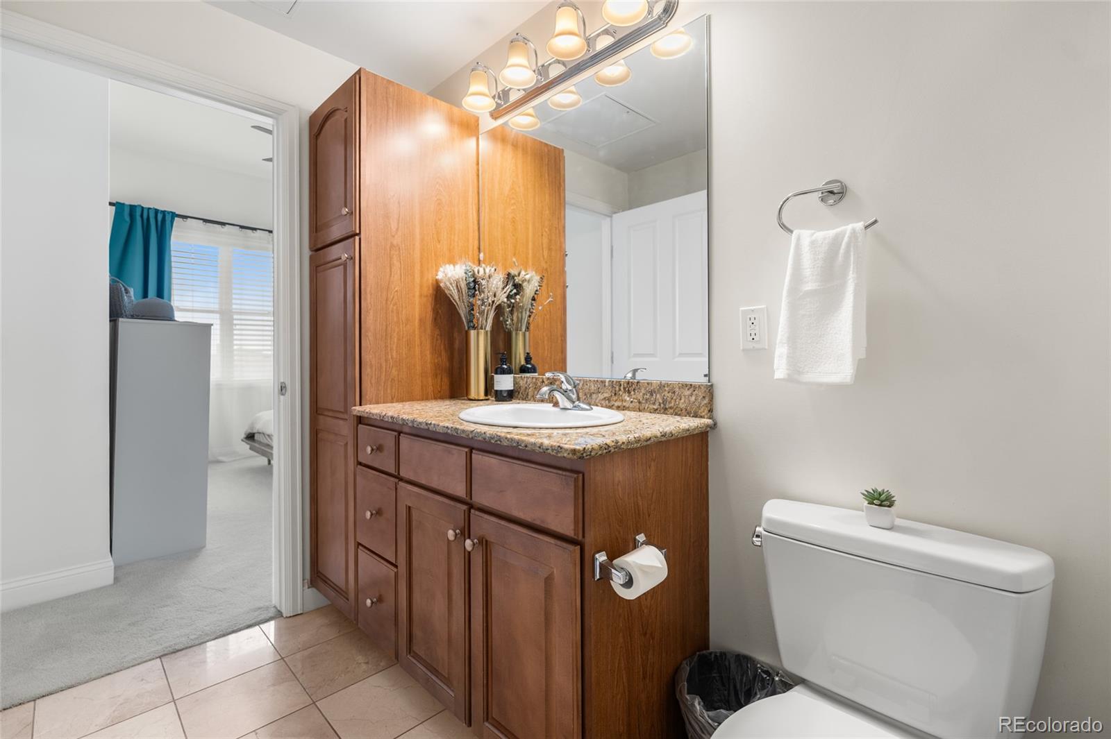 1950 N Logan Street Unit: 905