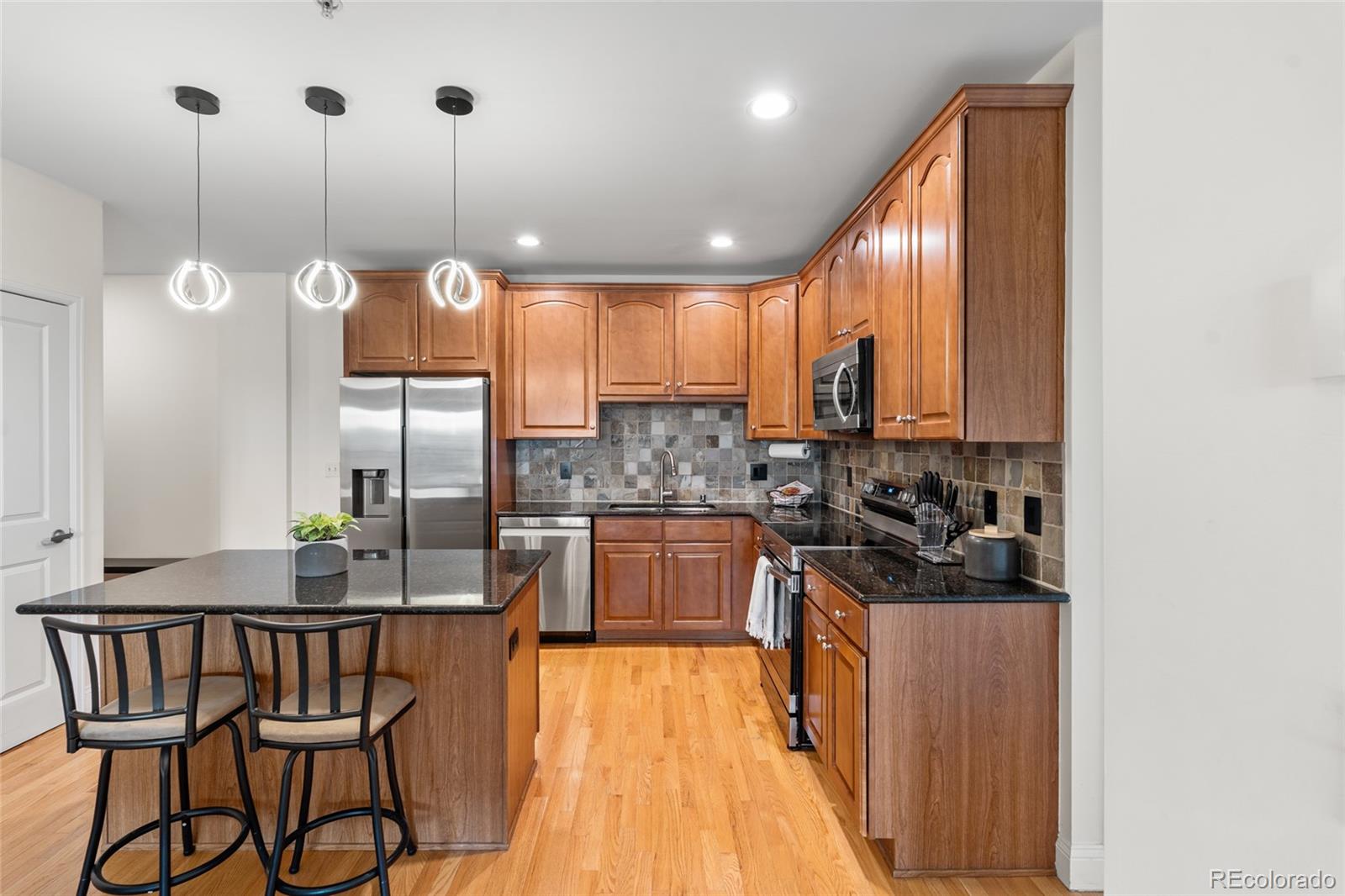 1950 N Logan Street Unit: 905