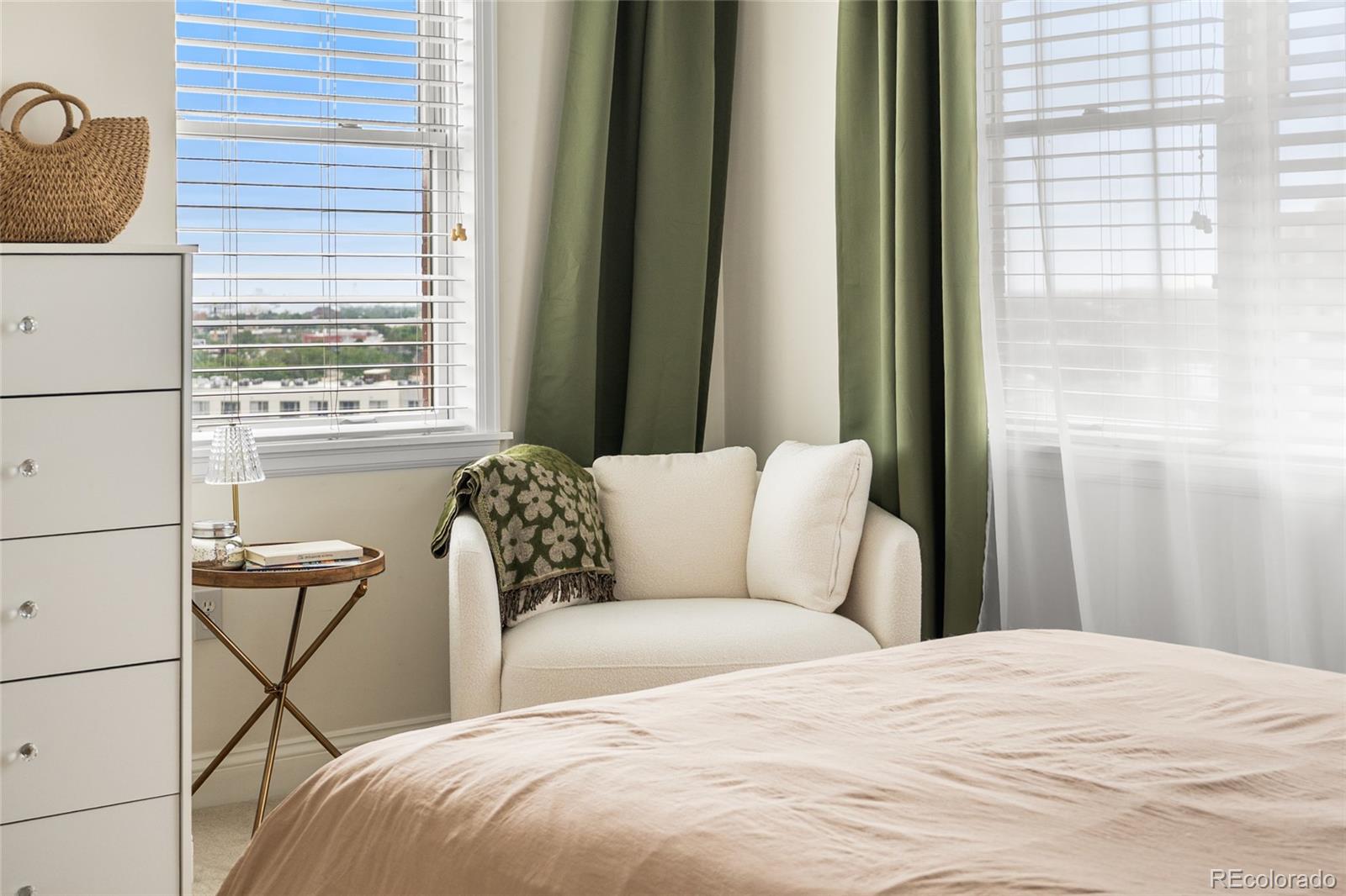 1950 N Logan Street Unit: 905