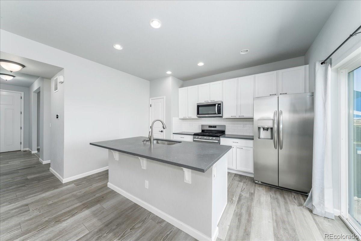 6009 Sandstone Circle