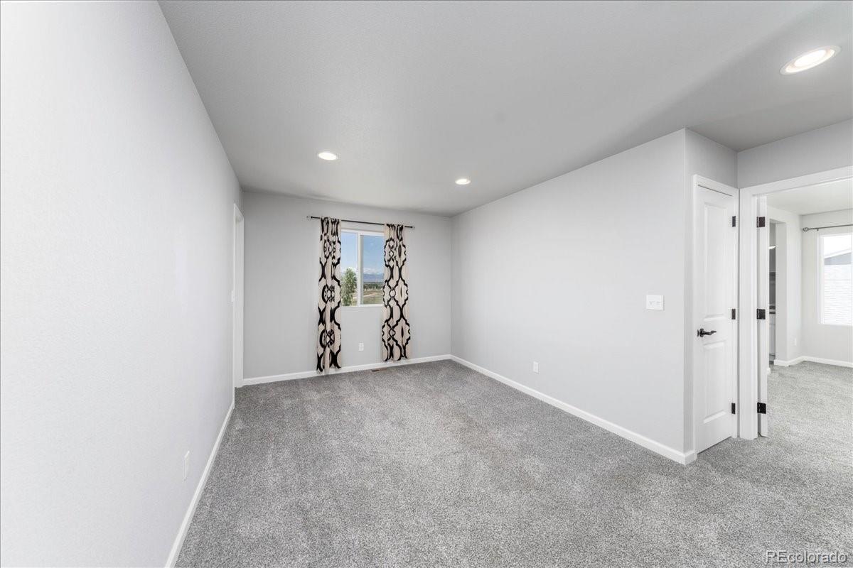 6009 Sandstone Circle