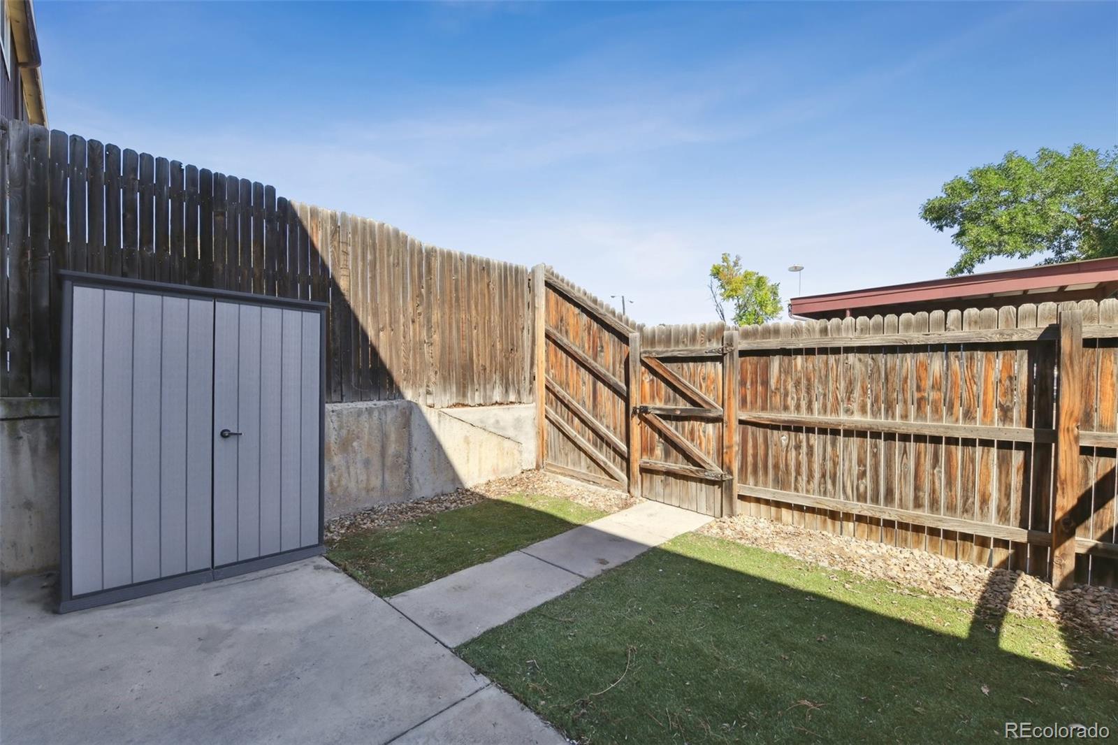 5707 S Lowell Boulevard