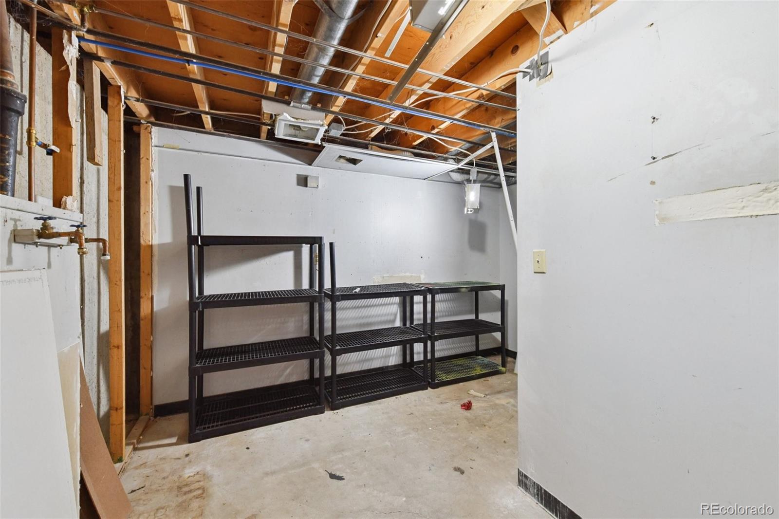 5707 S Lowell Boulevard