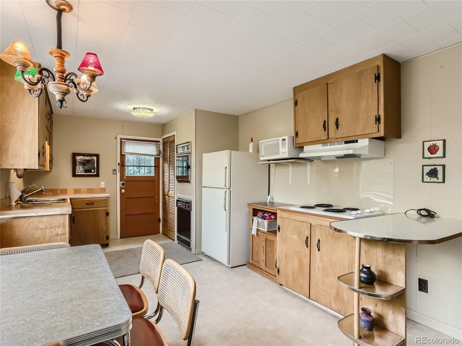 971 Mountain Meadows Drive