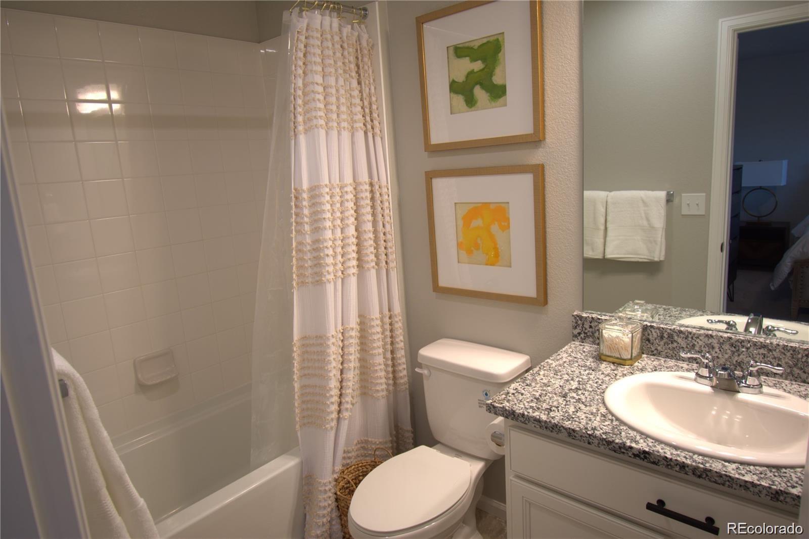 6435 N Dunkirk Street