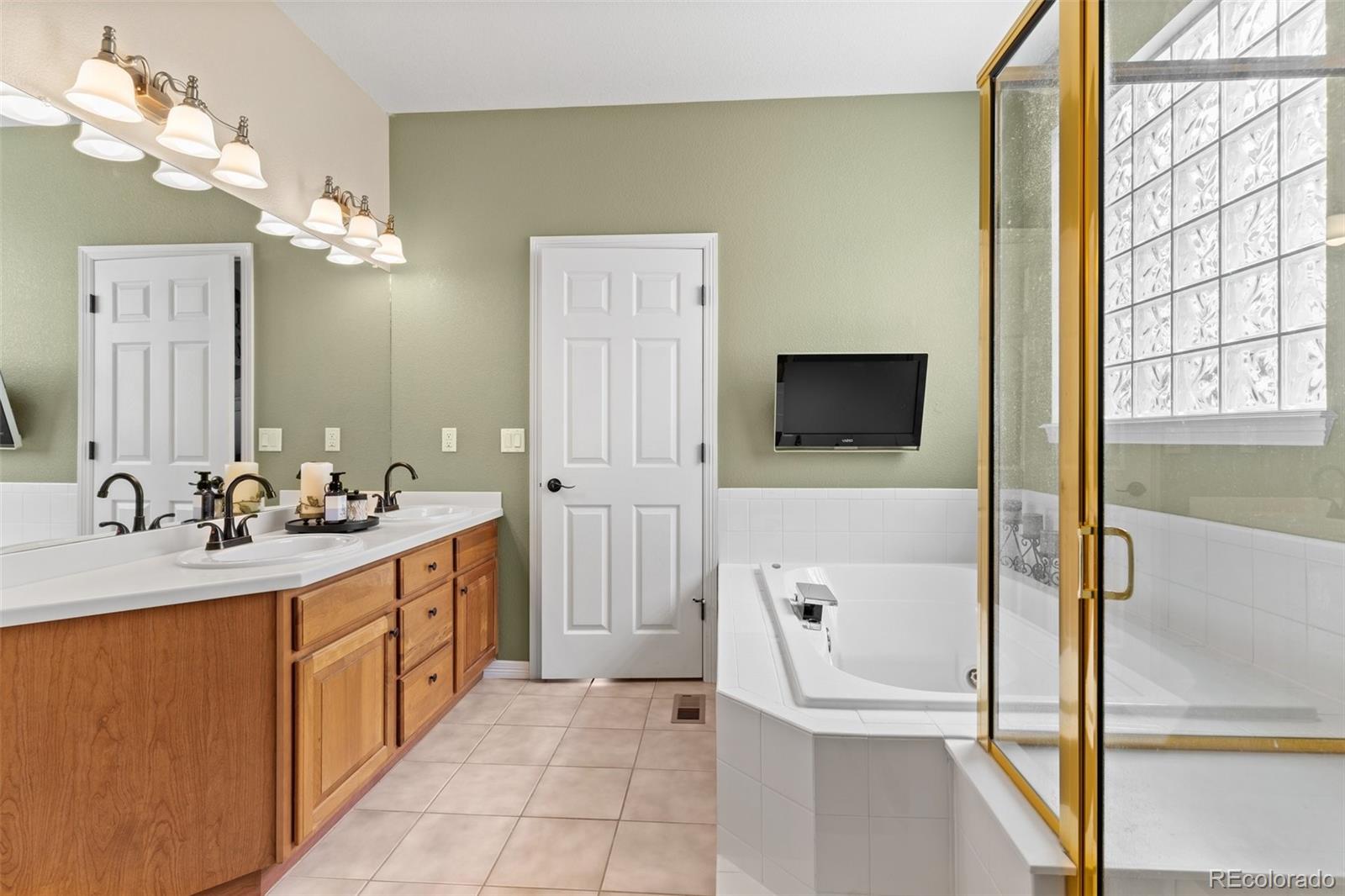 10520 Jaguar Drive