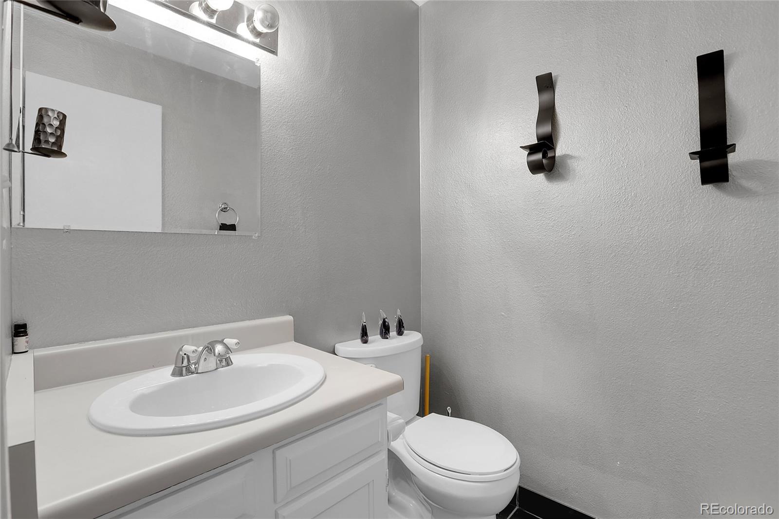 1682 S Vaughn Street