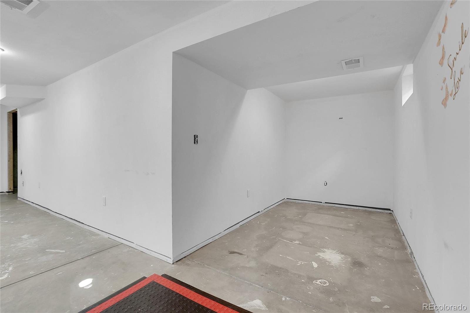 1682 S Vaughn Street