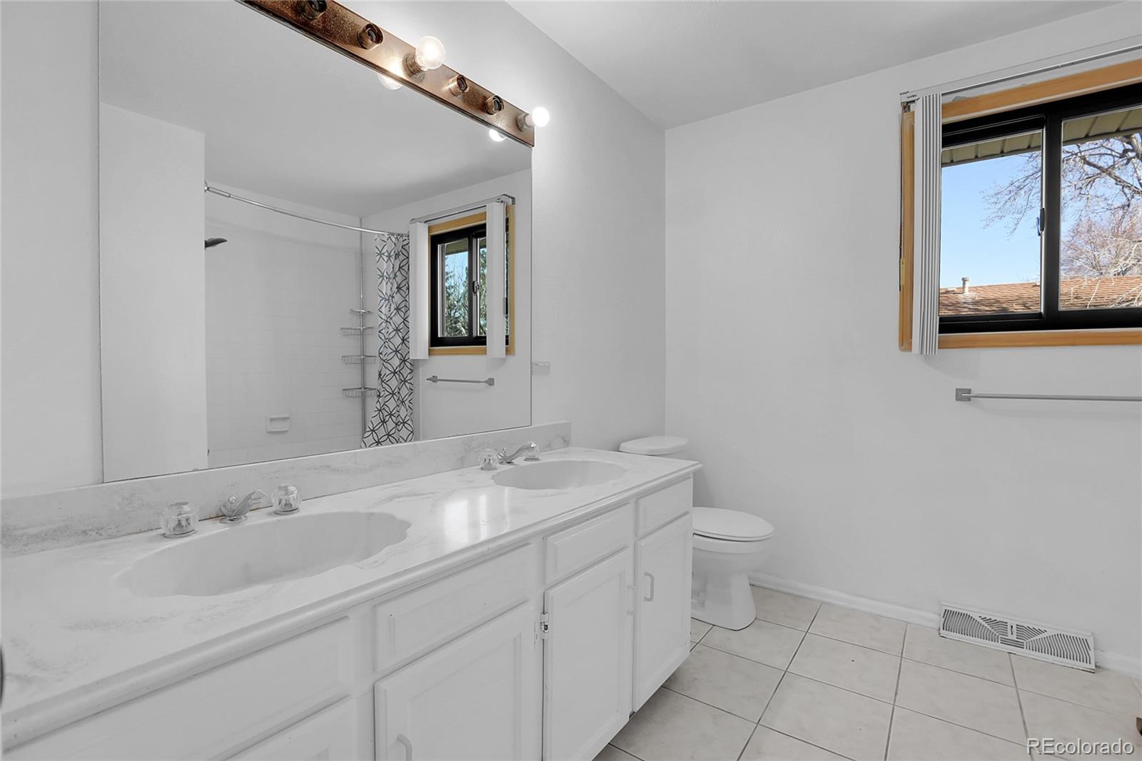 1682 S Vaughn Street